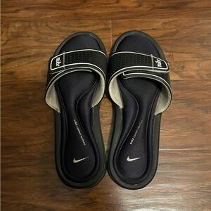 Nike Women's Black Slides